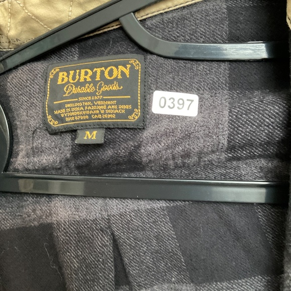 #0397 Black Flannel Size M Brand Burton - Picture 3 of 3